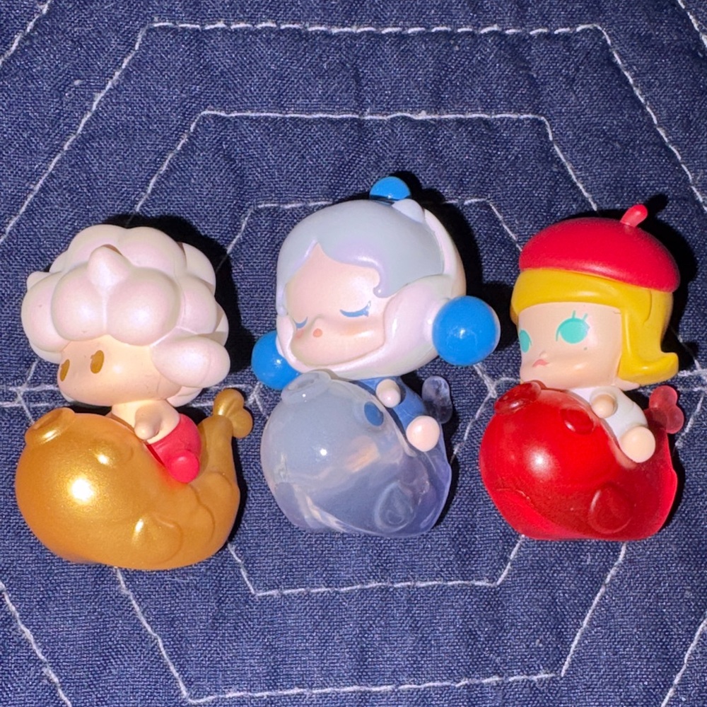 POP MART LUCKY CHARM POP BEAN BUNDLE!